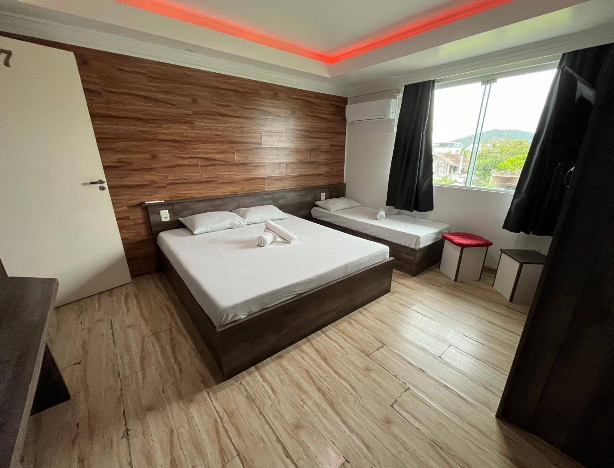 Savanna Suites - Beto Carrero 페냐 외부 사진